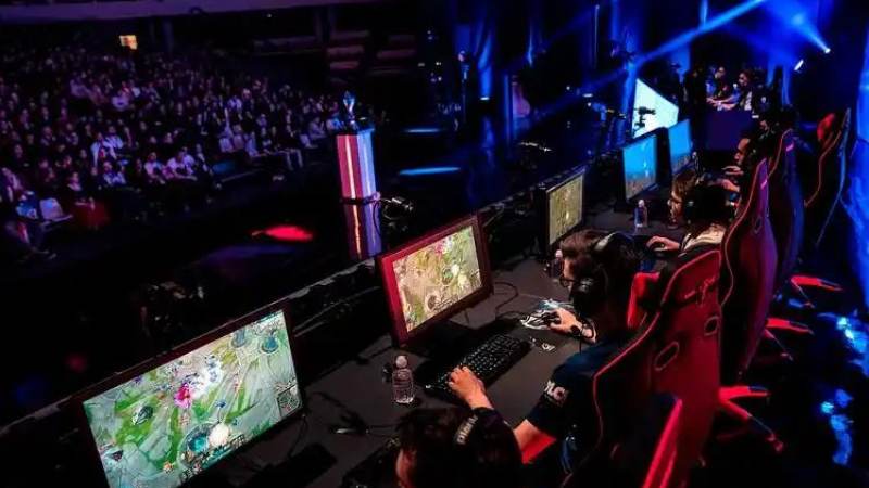 DOTA2职业赛事BP阶段策略与英雄选择逻辑